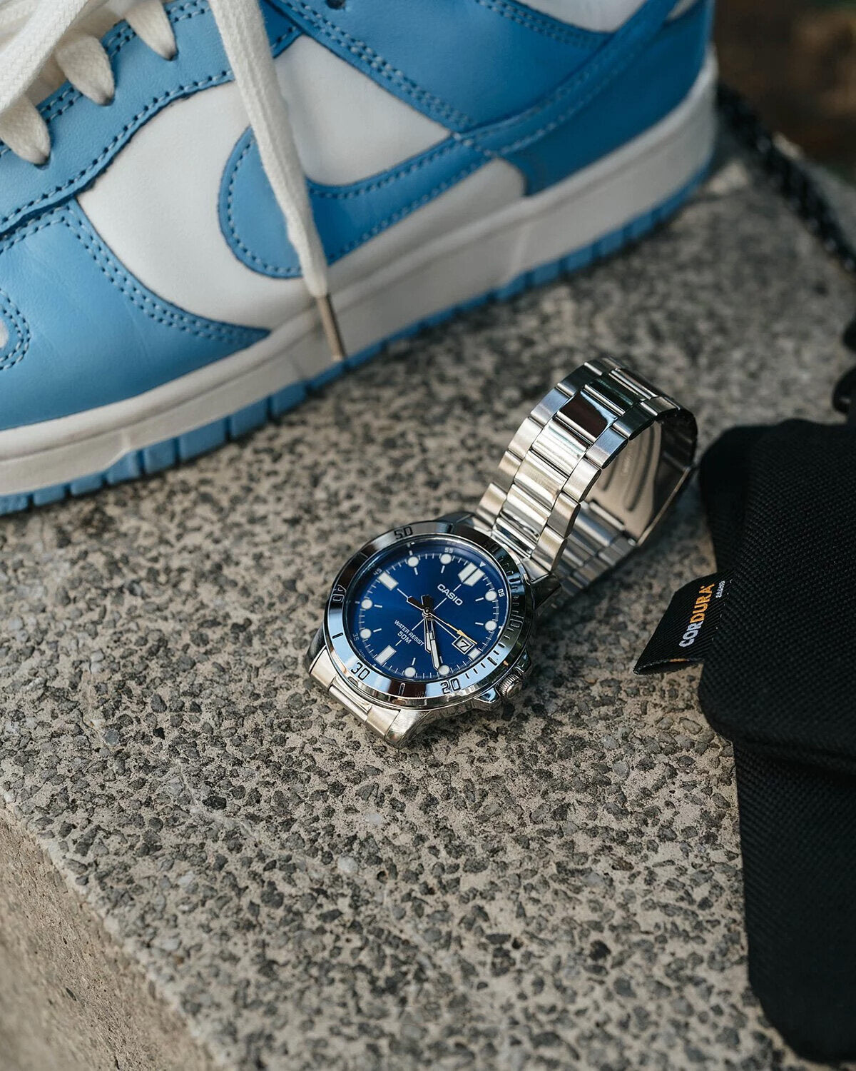 ZEGAREK MĘSKI CASIO MTP-VD01D-2E (zd185c) + BOX-5