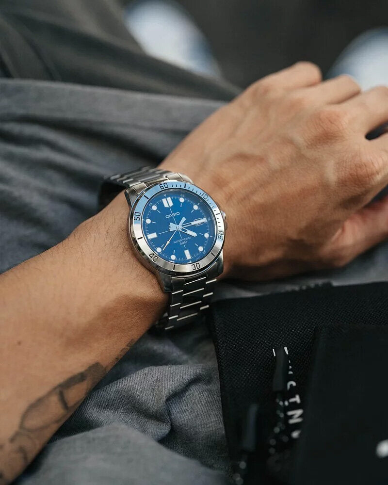ZEGAREK MĘSKI CASIO MTP-VD01D-2E (zd185c) + BOX-7