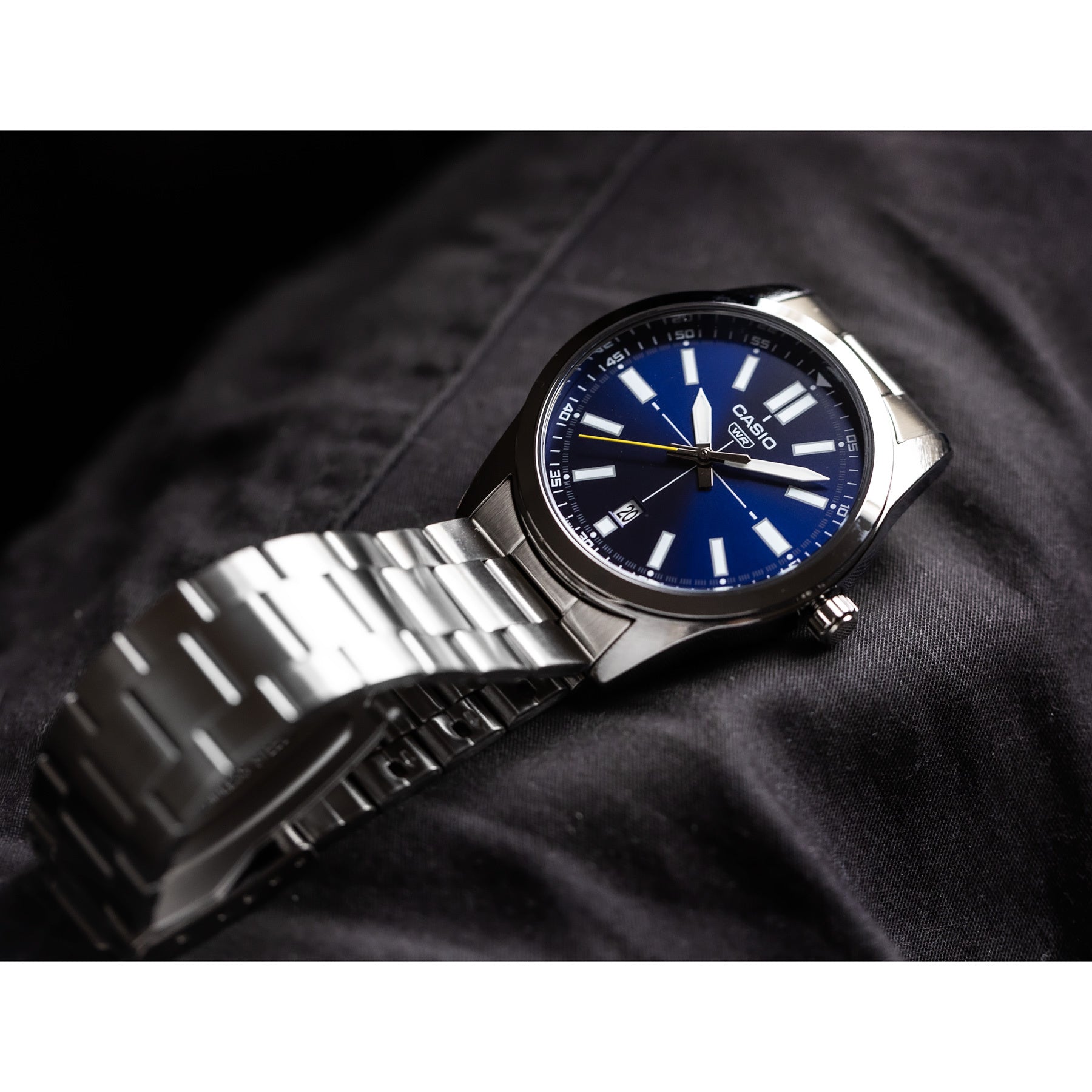 ZEGAREK MĘSKI CASIO MTP-VD02D-2E (zd217a) + BOX-7