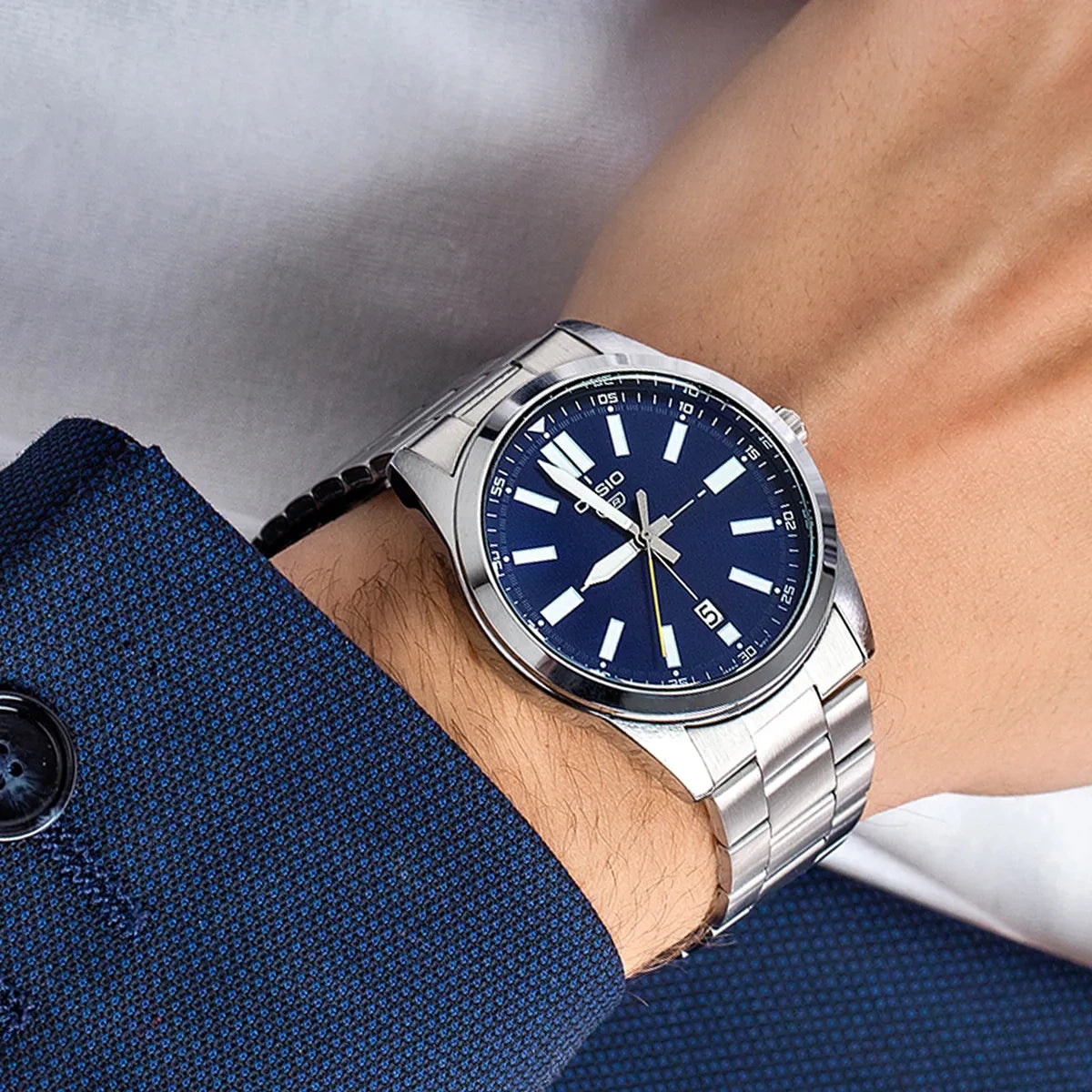 ZEGAREK MĘSKI CASIO MTP-VD02D-2E (zd217a) + BOX-6