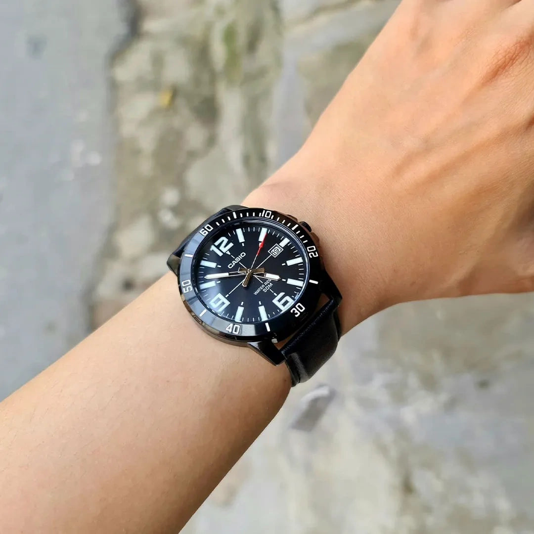 ZEGAREK MĘSKI CASIO MTP-VD01BL-1B (zd169d) + BOX-7