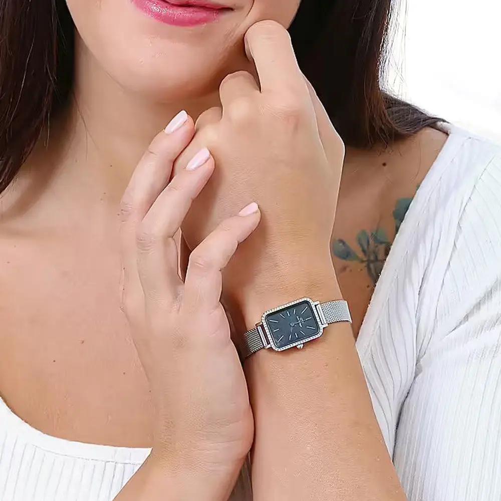 ZEGAREK DAMSKI DANIEL WELLINGTON Quadro Silver Mesh DW00100667 + BOX (zw519k) ZEGAREK DAMSKI DANIEL WELLINGTON Quadro Silver Mesh DW00100667 + BOX 7315030053579