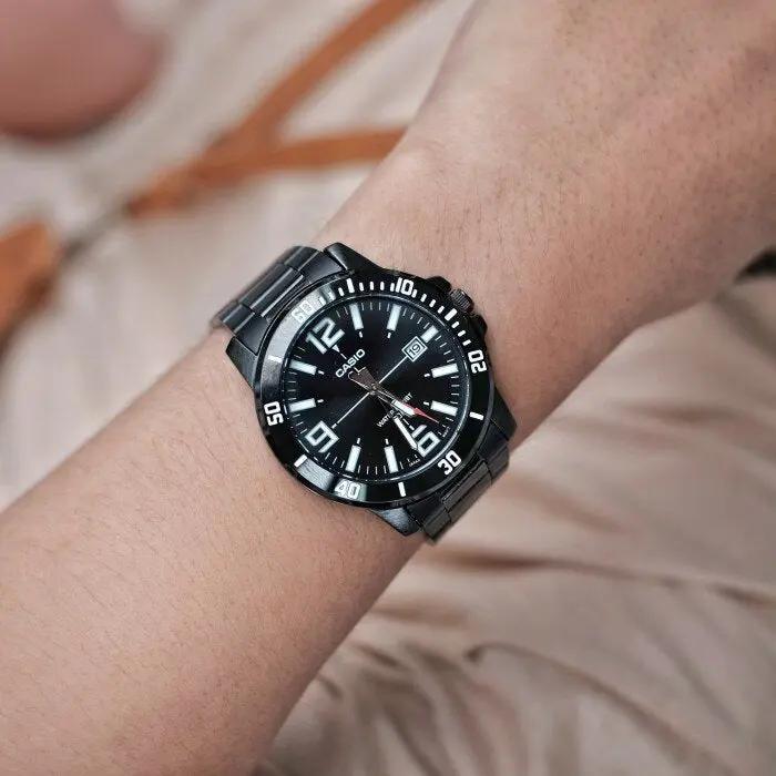 ZEGAREK MĘSKI CASIO MTP-VD01B-1B (zd169e) + BOX ZEGAREK MĘSKI CASIO MTP-VD01B-1B (zd169e) + BOX - Lorence 4549526315718