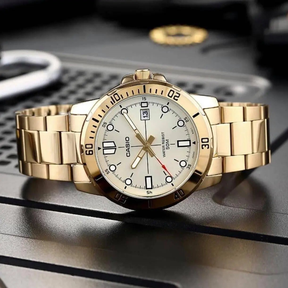 ZEGAREK MĘSKI CASIO MTP-VD01G-9E (zd185d) + BOX ZEGAREK MĘSKI CASIO MTP-VD01G-9E (zd185d) + BOX - Lorence 4549526186691