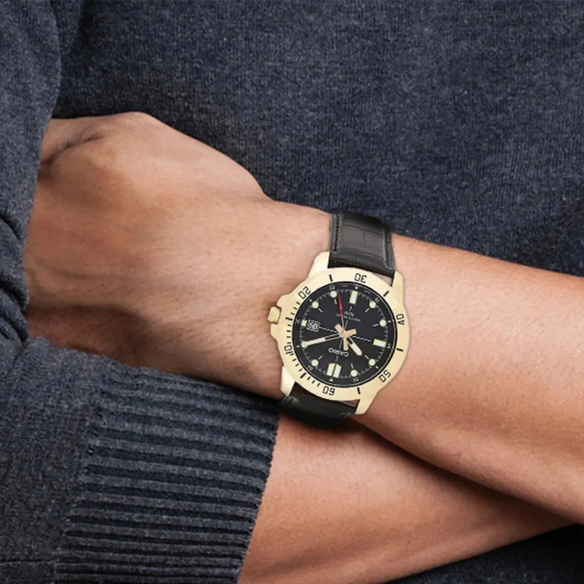 ZEGAREK MĘSKI CASIO MTP-VD01GL-1E + BOX ZEGAREK MĘSKI CASIO MTP-VD01GL-1E + BOX - Lorence 4549526186622