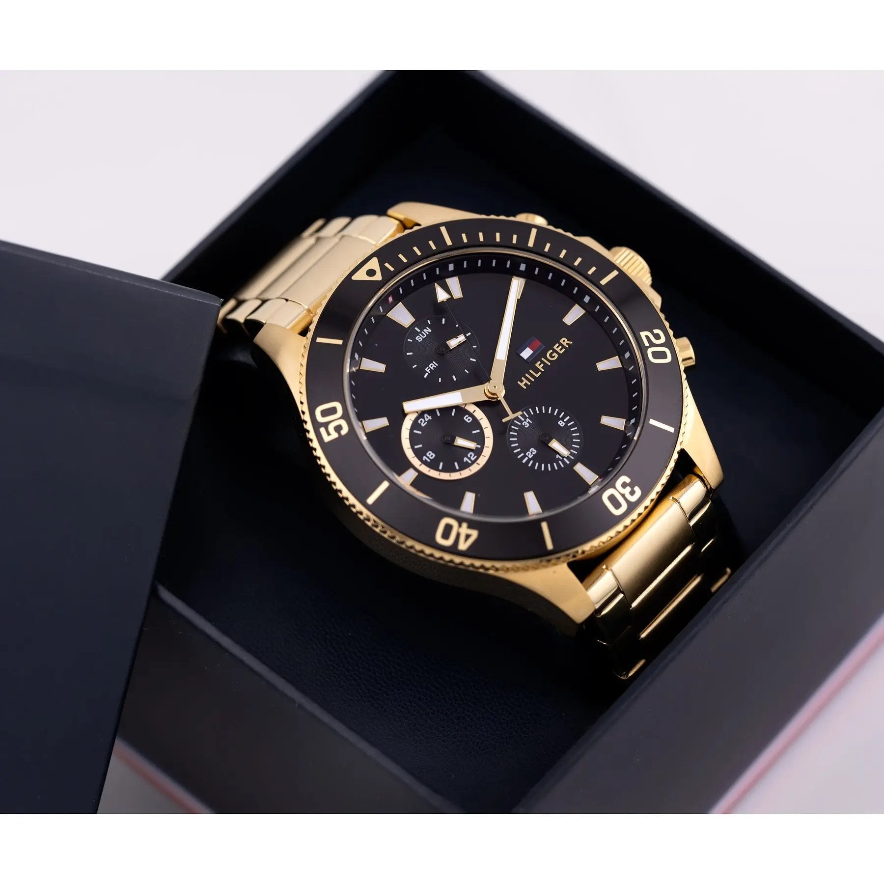 ZEGAREK MĘSKI TOMMY HILFIGER LARSON 1791919 (zf088b) ZEGAREK MĘSKI TOMMY HILFIGER LARSON 1791919 (zf088b) - Lorence 7613272443319