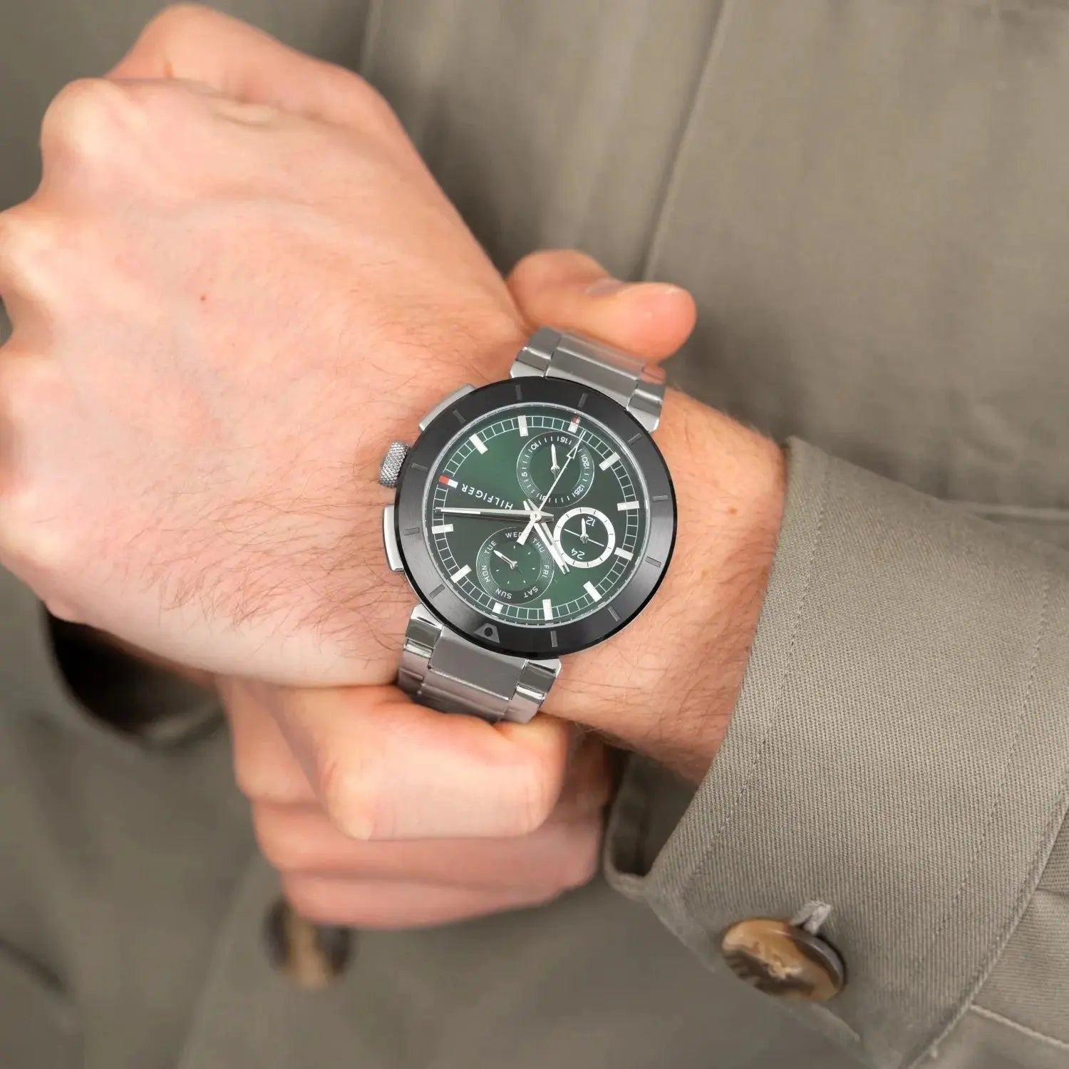 ZEGAREK MĘSKI TOMMY HILFIGER Lorenzo 1792117 (zf116b) + BOX ZEGAREK MĘSKI TOMMY HILFIGER Lorenzo 1792117 (zf116b) + BOX - Lorence 7613272577151