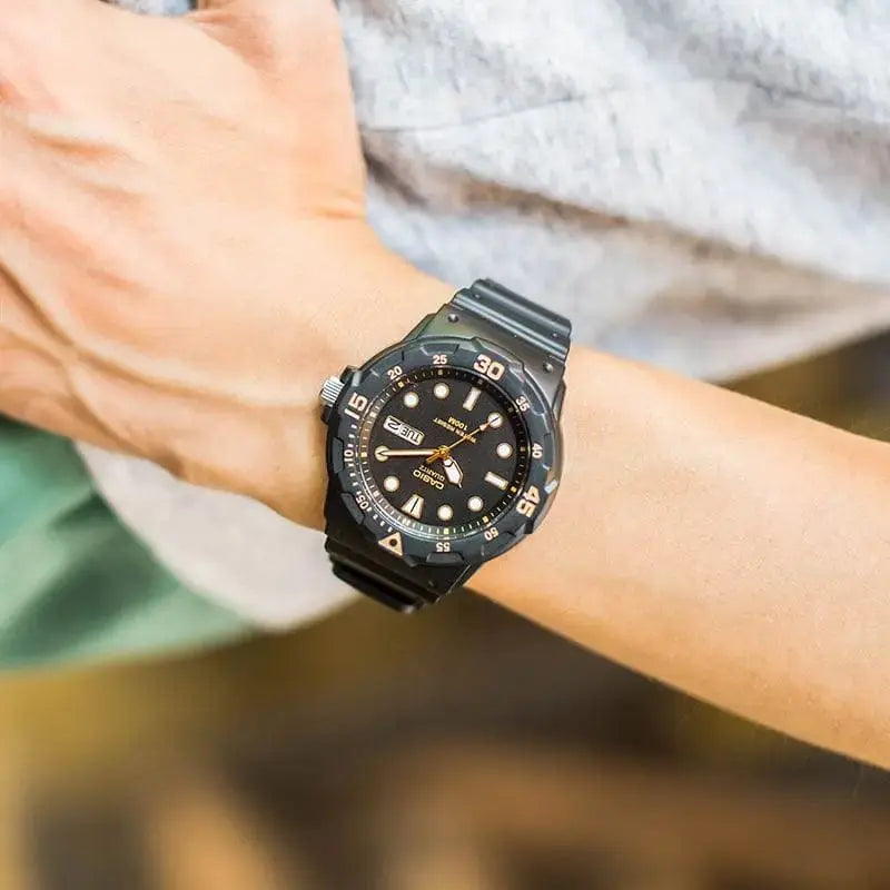 Zegarek Męski Casio Collection MRW-200H-1E Zegarek Męski Casio Collection MRW-200H-1E - Lorence 4971850945352
