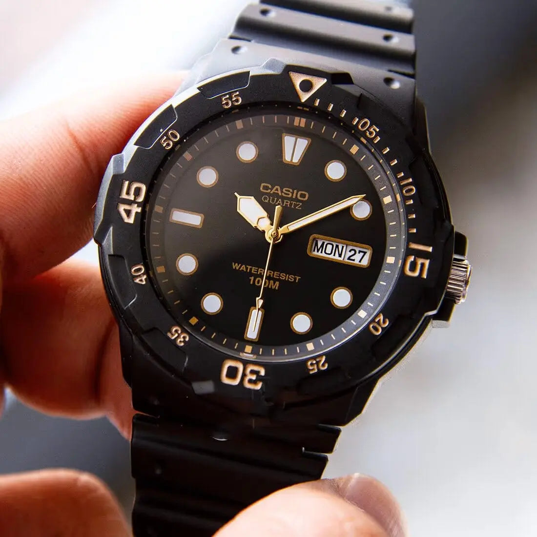 Zegarek Męski Casio Collection MRW-200H-1E Zegarek Męski Casio Collection MRW-200H-1E - Lorence 4971850945352