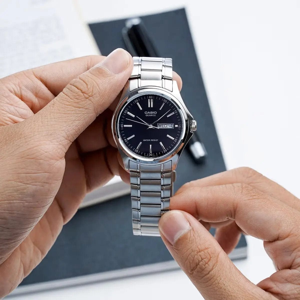 Klasyczny Zegarek Męski Casio MTP-1239D-1A - Multidata Klasyczny Zegarek Męski Casio MTP-1239D-1A - Multidata - Lorence 4971850826606