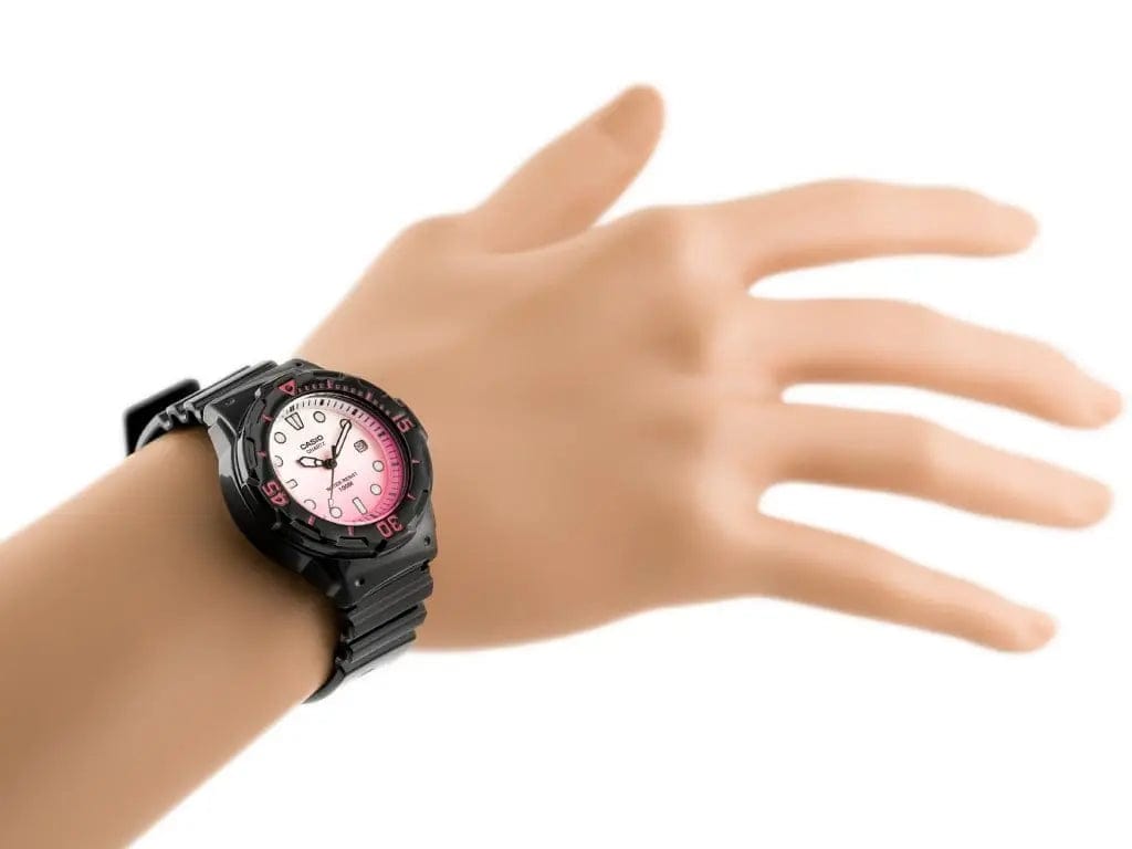 Zegarek Damski Casio LRW-200H 4EV Zegarek Damski Casio LRW-200H 4EV - Lorence 4549526125744
