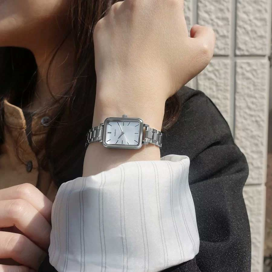 ZEGAREK DAMSKI CASIO LTP-V009D-7E + BOX ZEGAREK DAMSKI CASIO LTP-V009D-7E + BOX - Lorence 4549526330575