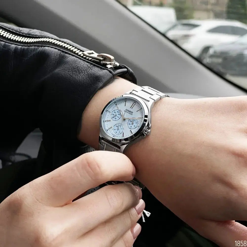 ZEGAREK DAMSKI CASIO LTP-V300D-2AUDF (zd566f) + BOX ZEGAREK DAMSKI CASIO LTP-V300D-2AUDF (zd566f) + BOX - Lorence 4549526132728