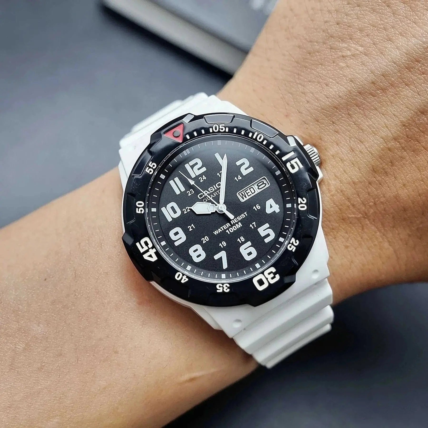 Zegarek Męski Casio MRW-200HC-7BVDF 10 Bar Zegarek Męski Casio MRW-200HC-7BVDF 10 Bar - Lorence 4971850984283