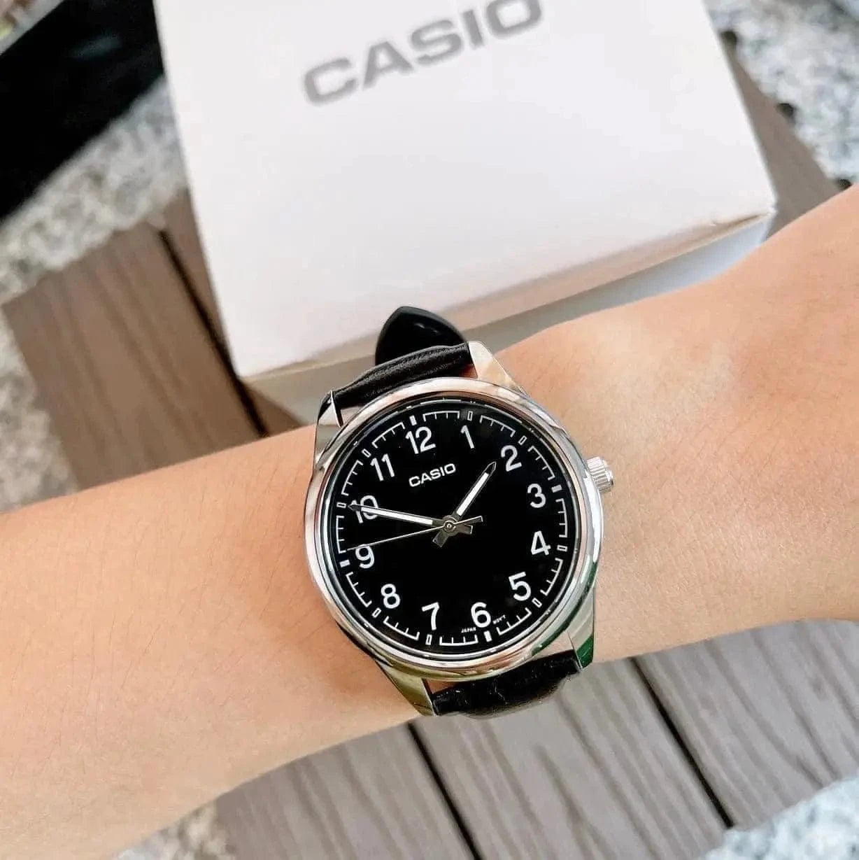 Zegarek Męski Casio MTP-V005L-1B4 Zegarek Męski Casio MTP-V005L-1B4 - Lorence 4549526308147