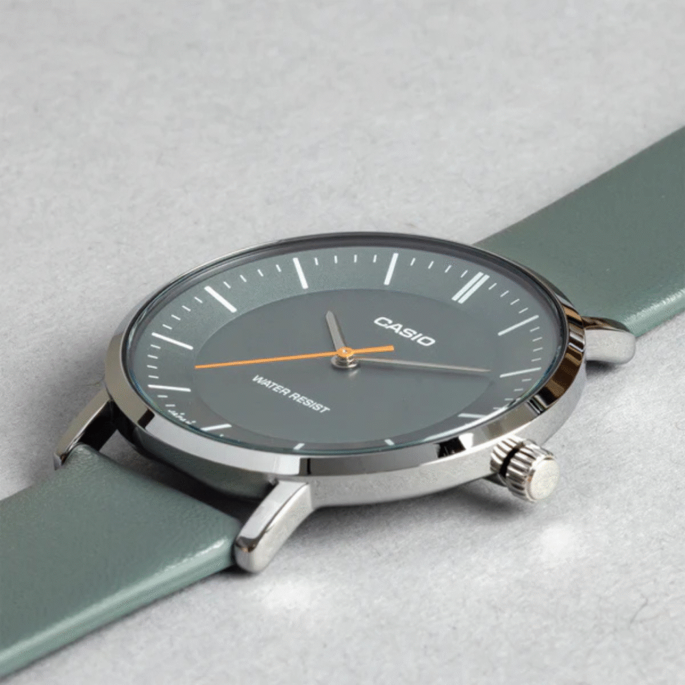 ZEGAREK MĘSKI CASIO MTP-VT04L-8E + BOX ZEGAREK MĘSKI CASIO MTP-VT04L-8E + BOX - Lorence 4549526399282