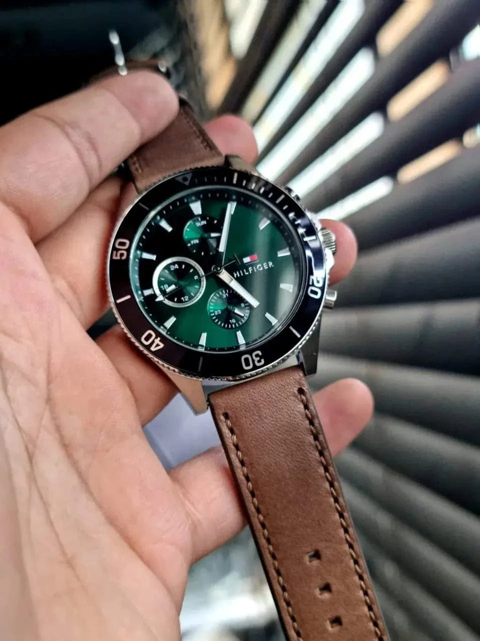 Zegarek Męski Tommy Hilfiger Larson 1791983 Zegarek Męski Tommy Hilfiger Larson 1791983 - Lorence 7613272453141