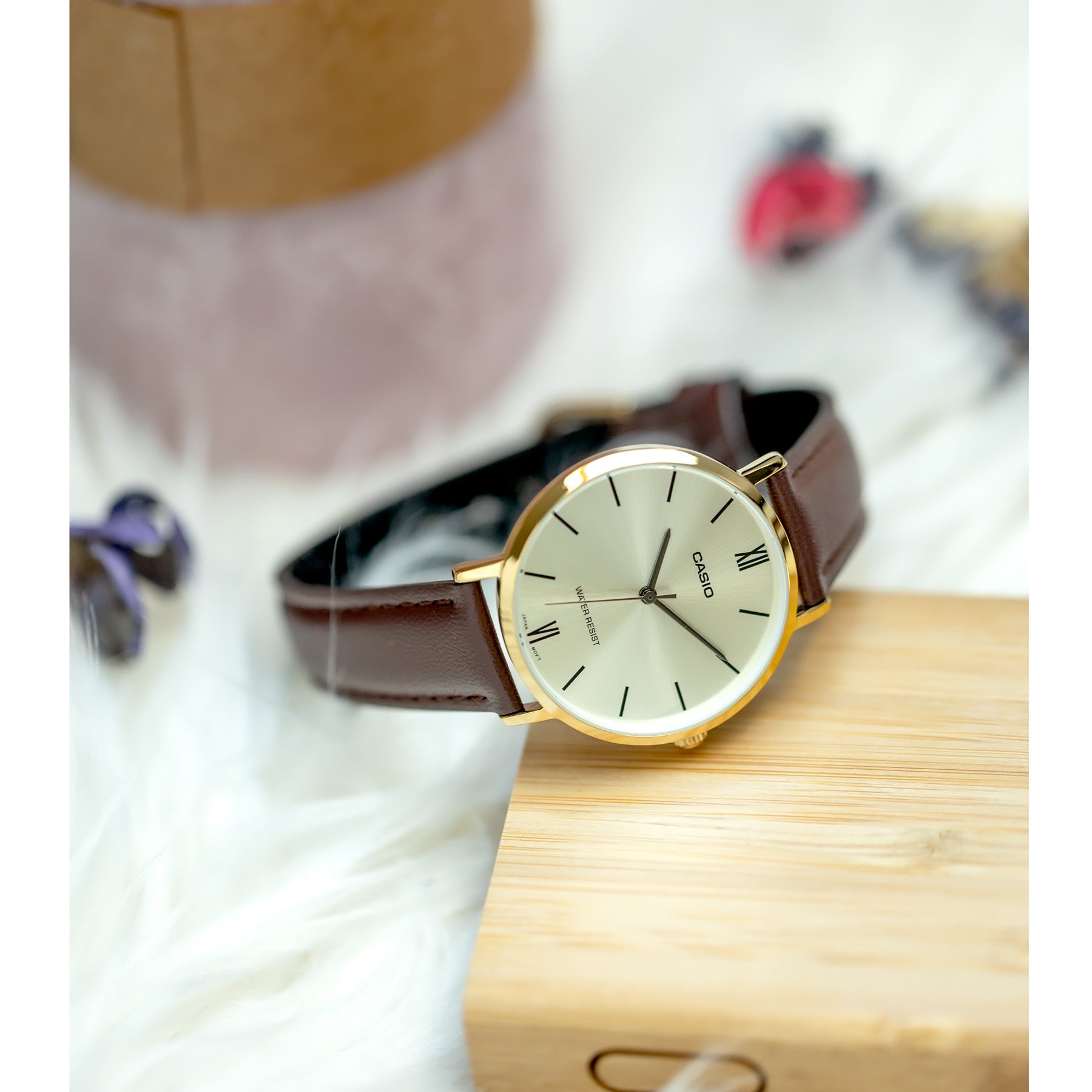 Zegarek Damski Casio LTP-VT01GL-9B + BOX-8