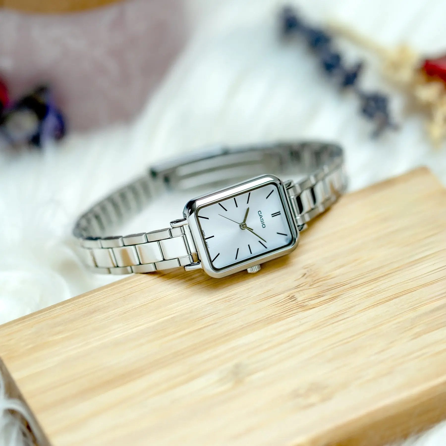 ZEGAREK DAMSKI CASIO LTP-V009D-2E + BOX ZEGAREK DAMSKI CASIO LTP-V009D-2E + BOX - Lorence 4549526330551