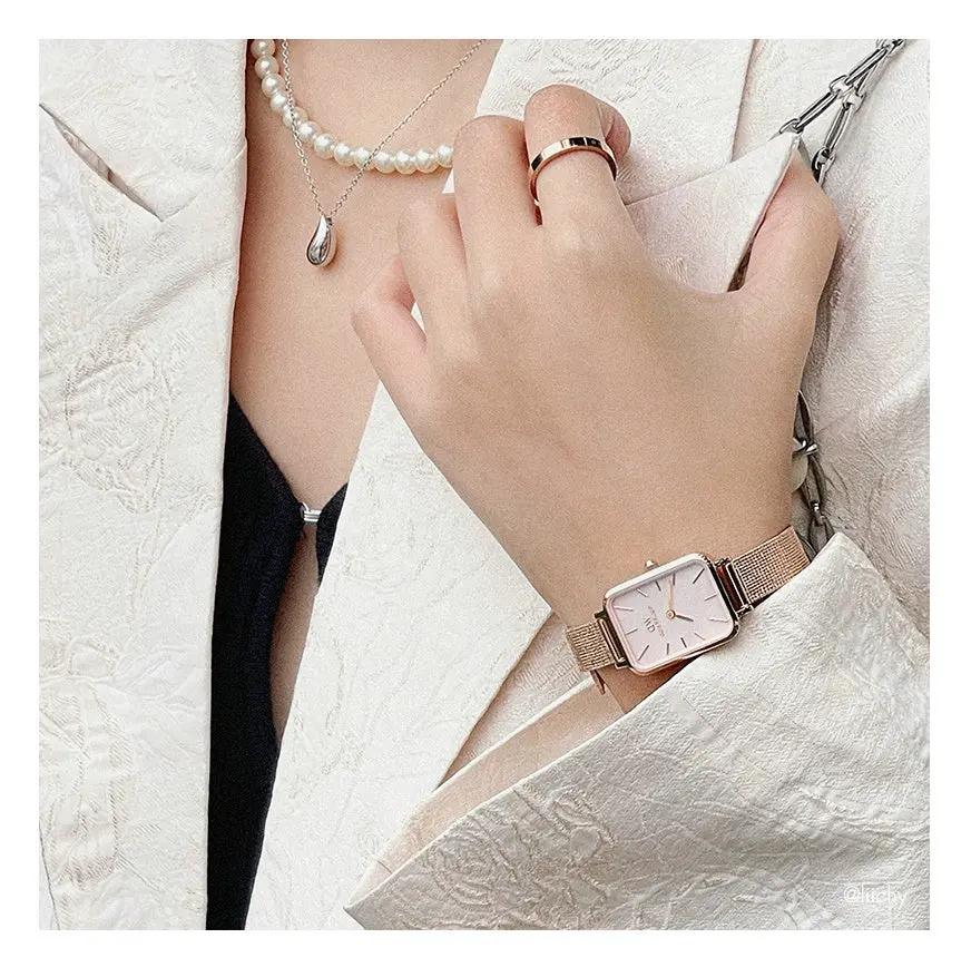 ZEGAREK DAMSKI DANIEL WELLINGTON Quadro Pressed Melrose Pearl 20mm DW00100510 + BOX (zw505o) ZEGAREK DAMSKI DANIEL WELLINGTON Quadro Pressed Melrose Pearl 20mm  7315030030587