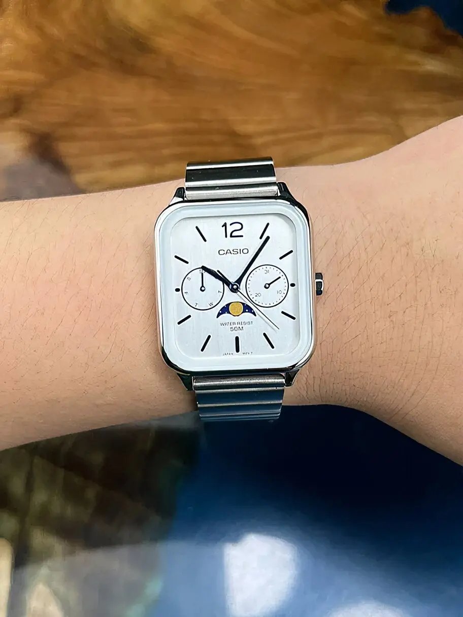 ZEGAREK MĘSKI CASIO MTP-M305D-2A + BOX ZEGAREK MĘSKI CASIO MTP-M305D-2A + BOX - Lorence 4549526381201