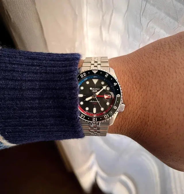 ZEGAREK MĘSKI SEIKO 5 SPORTS SSK019K1 GMT AUTOMAT + BOX ZEGAREK MĘSKI SEIKO 5 SPORTS SSK019K1 GMT AUTOMAT + BOX - Lorence 029665223760