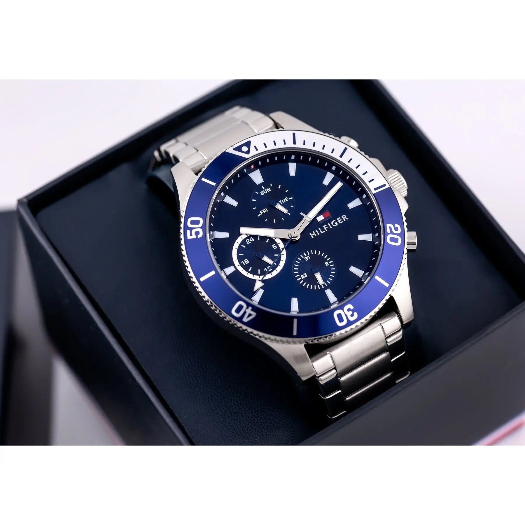 ZEGAREK MĘSKI TOMMY HILFIGER LARSON 1791917 (zf088d) ZEGAREK MĘSKI TOMMY HILFIGER LARSON 1791917 (zf088d) - Lorence 7613272443296