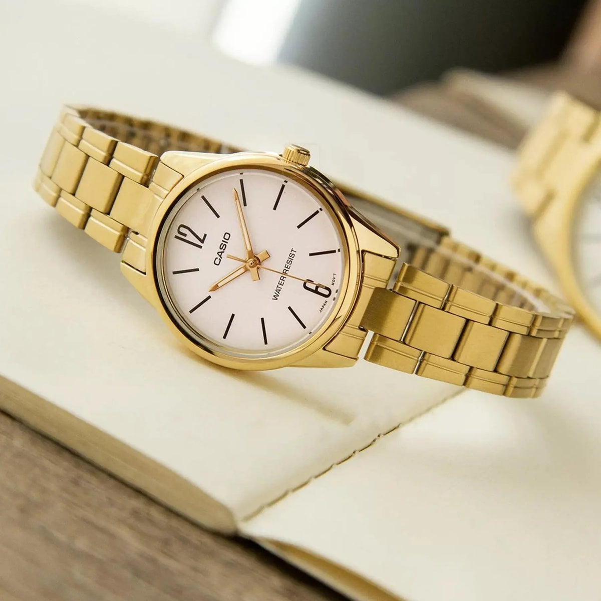 Zegarek Casio Damski LTP-V005G-7B + BOX Zegarek Casio Damski LTP-V005G-7B + BOX - Lorence 4549526175305