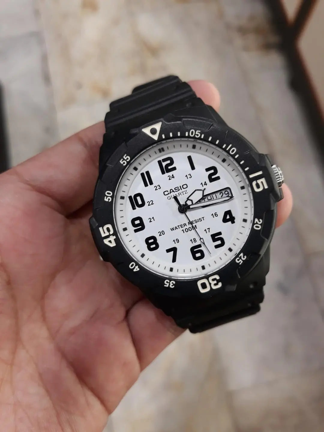 Zegarek Męski Casio MRW-200H-7B Zegarek Męski Casio MRW-200H-7B - Lorence 4549526104220
