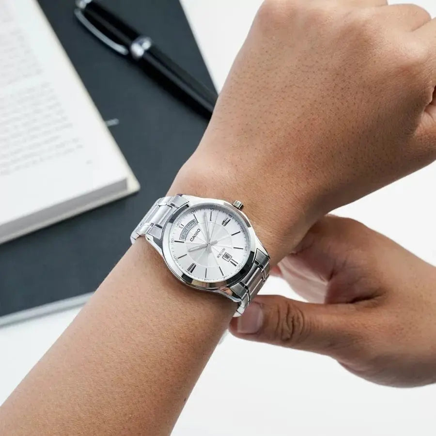 Zegarek Męski Casio MTP-1381D-7AVDF Zegarek Męski Casio MTP-1381D-7AVDF - Lorence 4971850984672