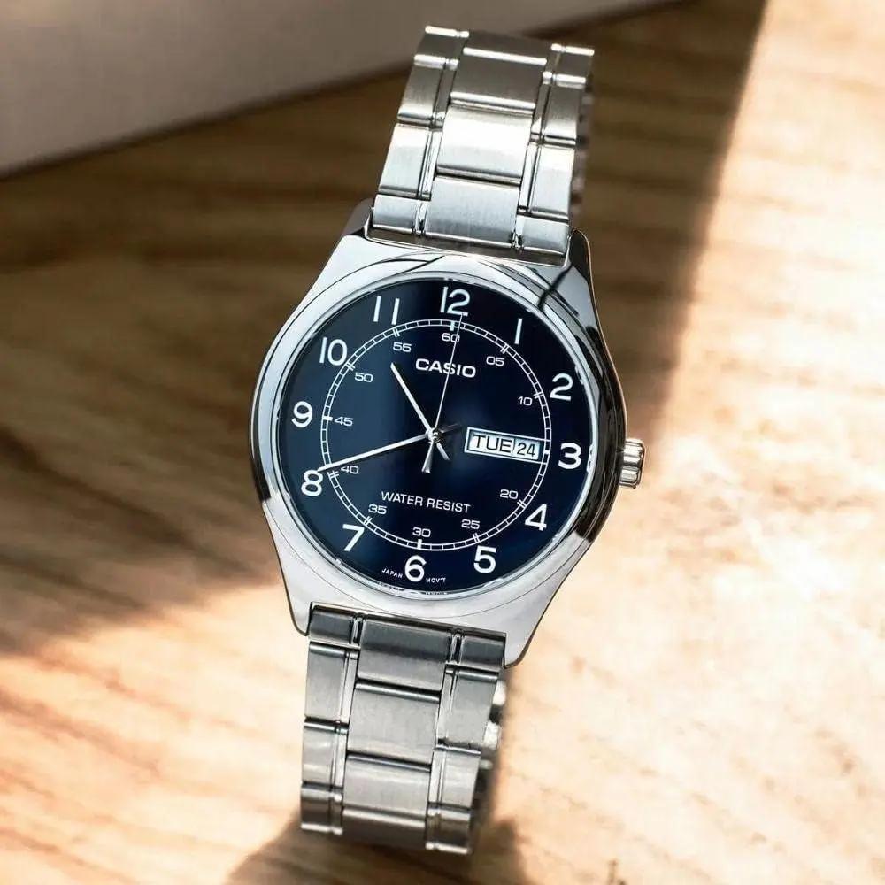 Zegarek Męski Casio MTP-V006D-1B2 + BOX Zegarek Męski Casio MTP-V006D-1B2 + BOX - Lorence 4549526252464