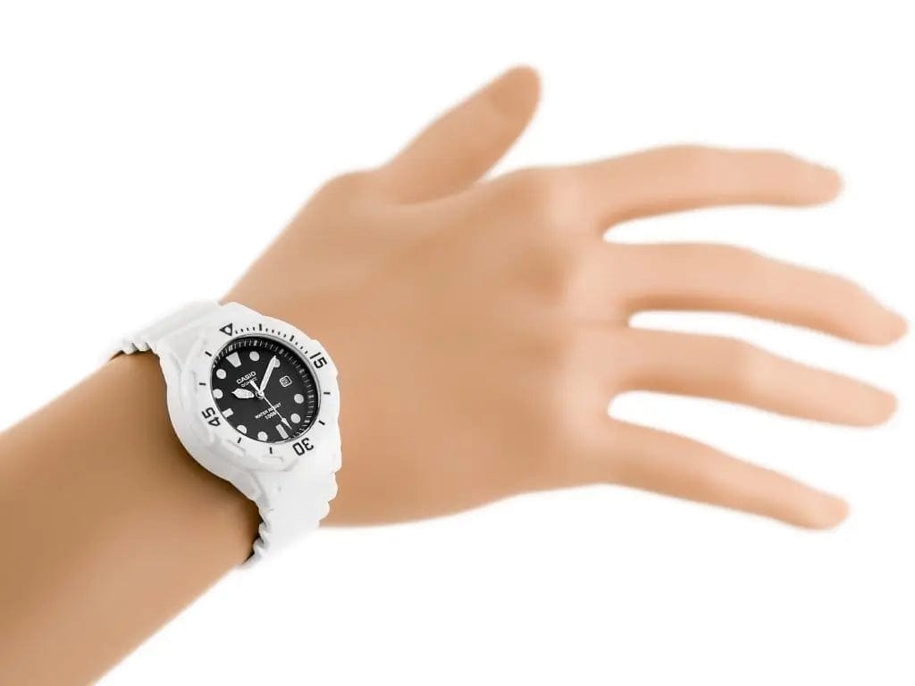 Zegarek Damski Casio LRW-200H 1EV Zegarek Damski Casio LRW-200H 1EV - Lorence 4971850954446