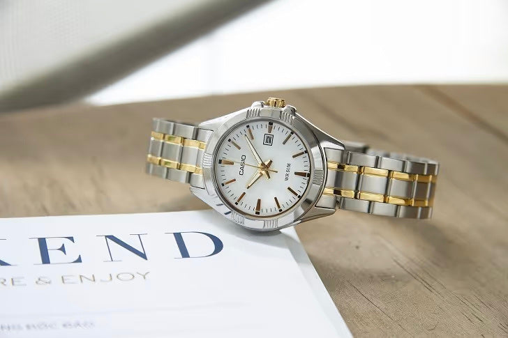 ZEGAREK DAMSKI CASIO LTP-1308SG-7AVDF (zd605c) + BOX ZEGAREK DAMSKI CASIO LTP-1308SG-7AVDF (zd605c) + BOX - Lorence 4971850927181