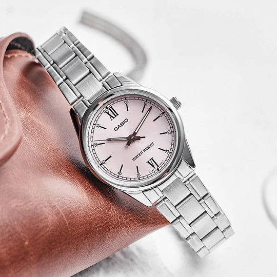 ZEGAREK DAMSKI CASIO LTP-V005D-4B2 (zd586h) + BOX ZEGAREK DAMSKI CASIO LTP-V005D-4B2 (zd586h) + BOX - Lorence 4549526221576
