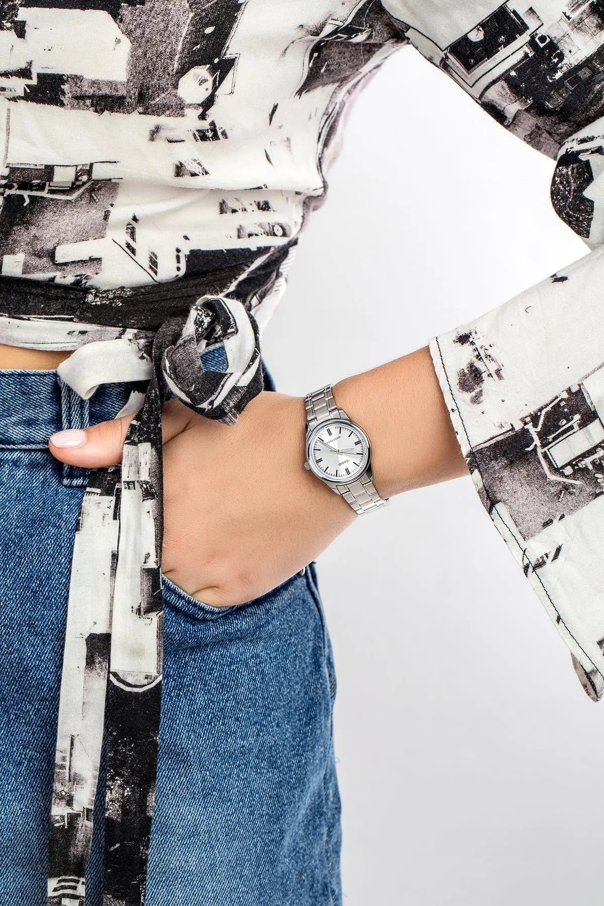 ZEGAREK DAMSKI CASIO LTP-V005D-7A (zd586e) + BOX ZEGAREK DAMSKI CASIO LTP-V005D-7A (zd586e) + BOX - Lorence 4971850057406
