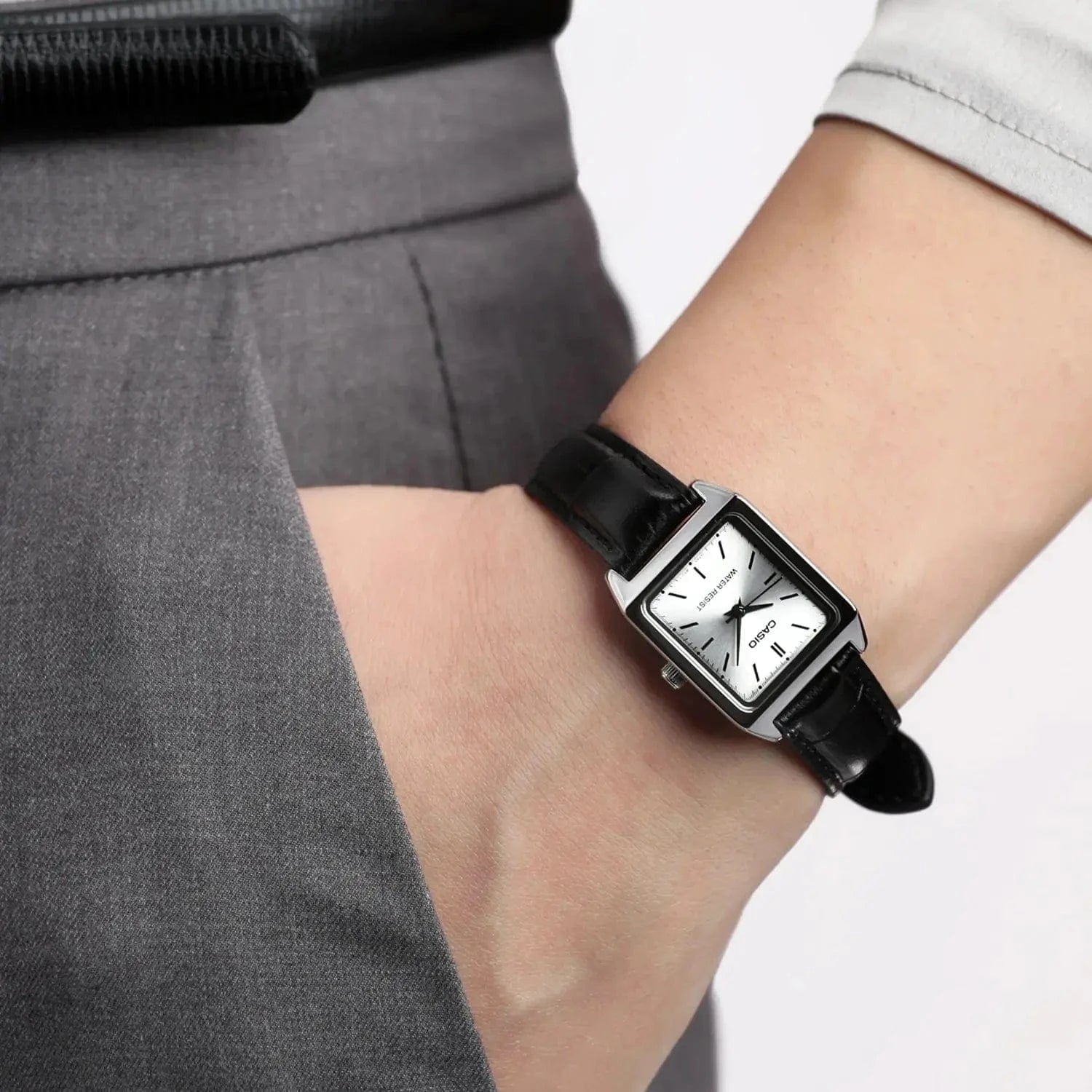 Zegarek Damski Casio LTP-V007L-7E1 Zegarek Damski Casio LTP-V007L-7E1 - Lorence 4971850030492