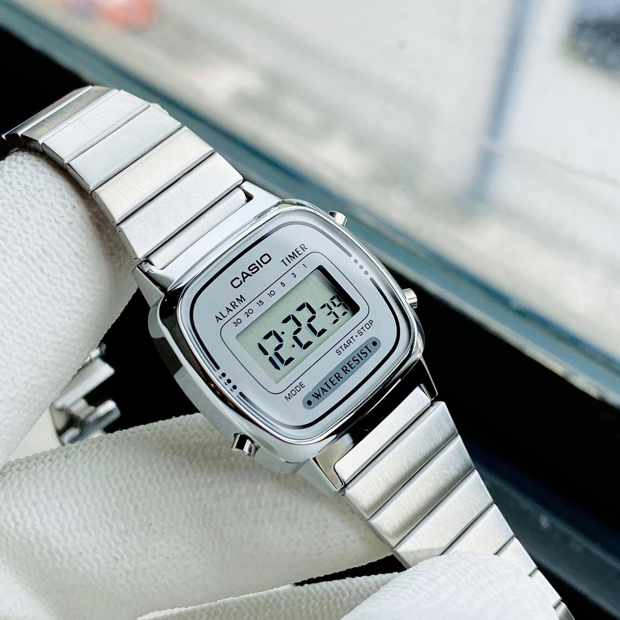 Casio ZEGAREK DAMSKI CASIO VINTAGE LA670WA-7D