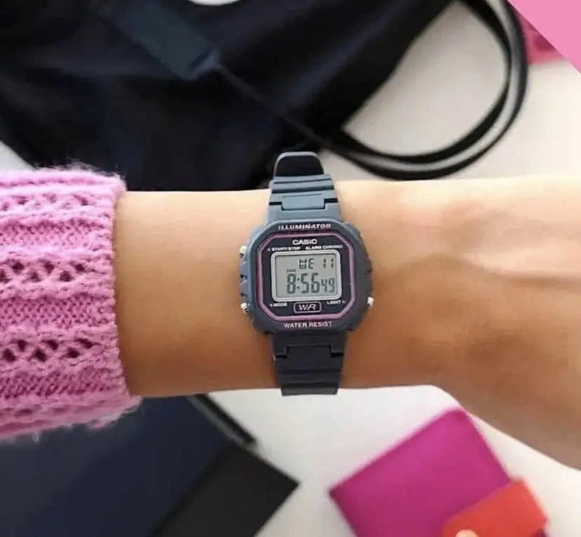 Zegarek Dziecięcy Casio LA-20WH-8ADF Zegarek Dziecięcy Casio LA-20WH-8ADF - Lorence 4549526169915
