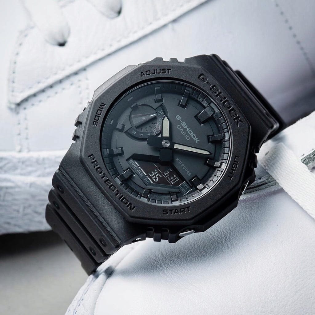Casio ZEGAREK MĘSKI CASIO G-SHOCK OCTAGON GA-2100-1A1ER