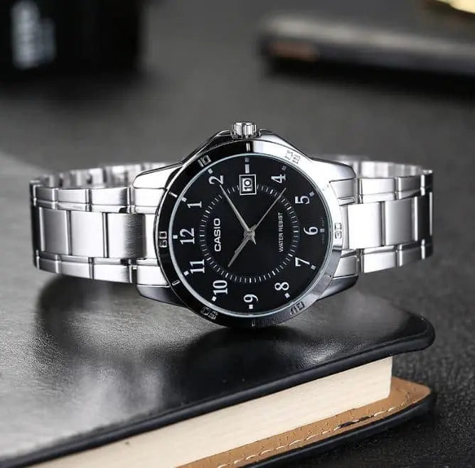 ZEGAREK MĘSKI CASIO MTP-V004D-1B (zd047d) + BOX ZEGAREK MĘSKI CASIO MTP-V004D-1B (zd047d) + BOX - Lorence 4971850056836