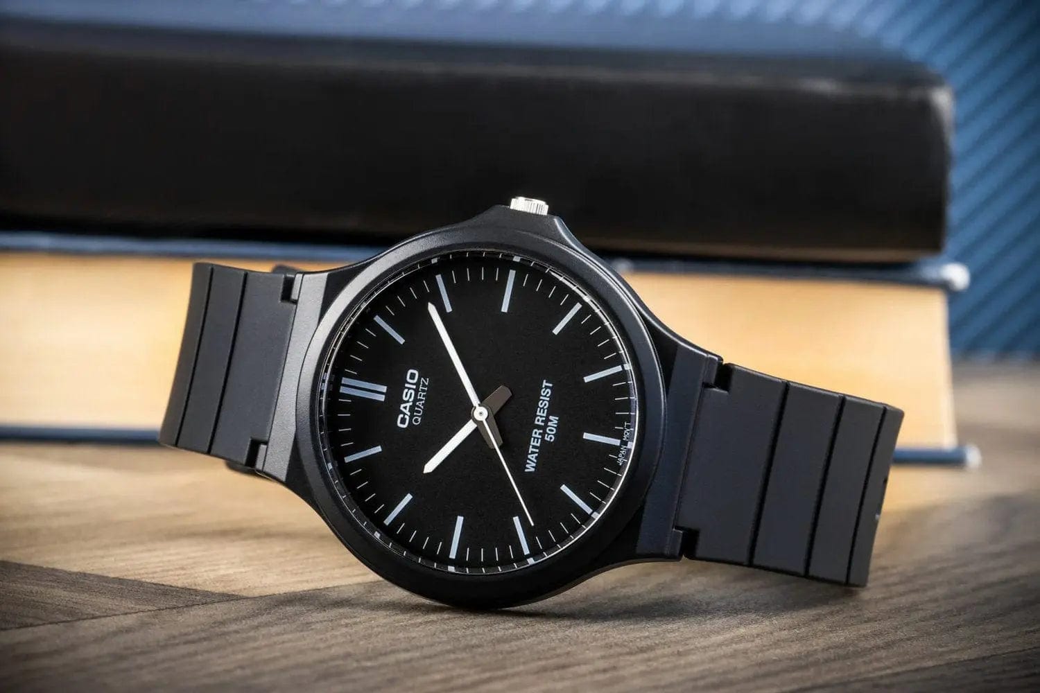 Zegarek Męski Casio MW-240-1E Zegarek Męski Casio MW-240-1E - Lorence 4549526213045