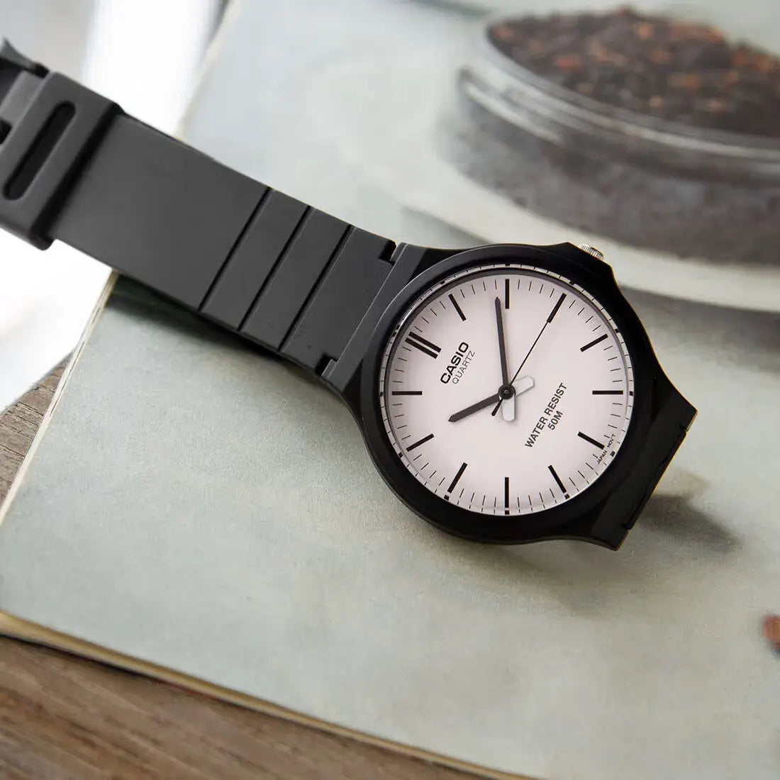 ZEGAREK MĘSKI CASIO MW-240-7E (zd166i) - KLASYKA + BOX ZEGAREK MĘSKI CASIO MW-240-7E (zd166i) - KLASYKA + BOX - Lorence 4549526213083