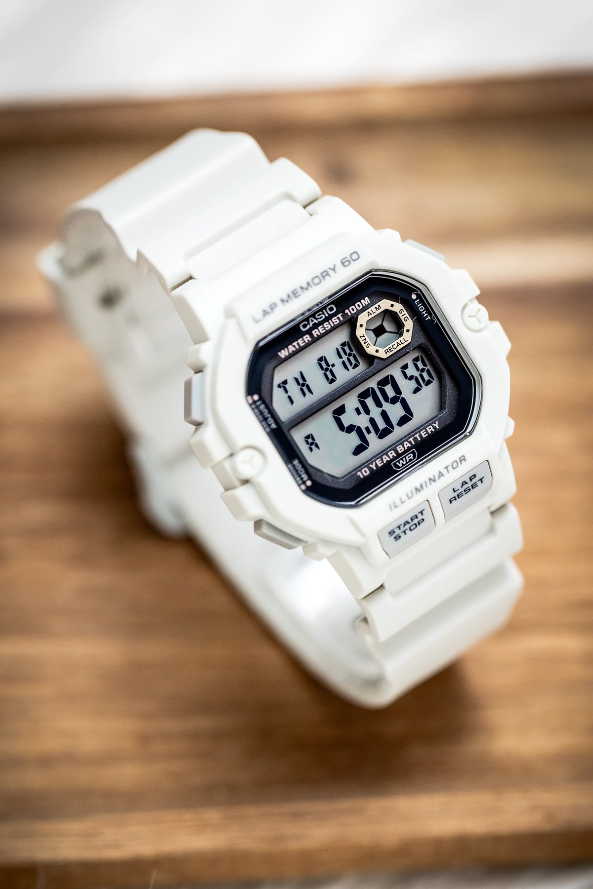 ZEGAREK MĘSKI CASIO Sports WS-1400H-8A + BOX (zd271d) ZEGAREK MĘSKI CASIO Sports WS-1400H-8A + BOX (zd271d) - Lorence 4549526394126