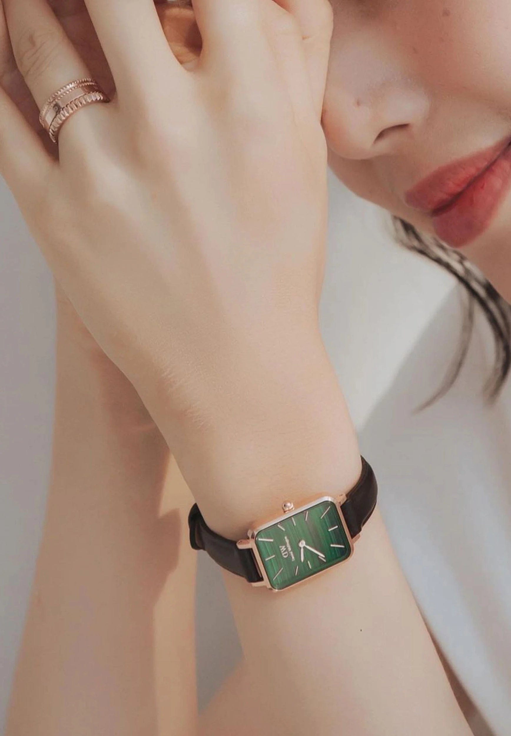 Lorence ZEGAREK DAMSKI DANIEL WELLINGTON DW00100439 - Quadro Pressed Sheffield Gold Emerald 32mm