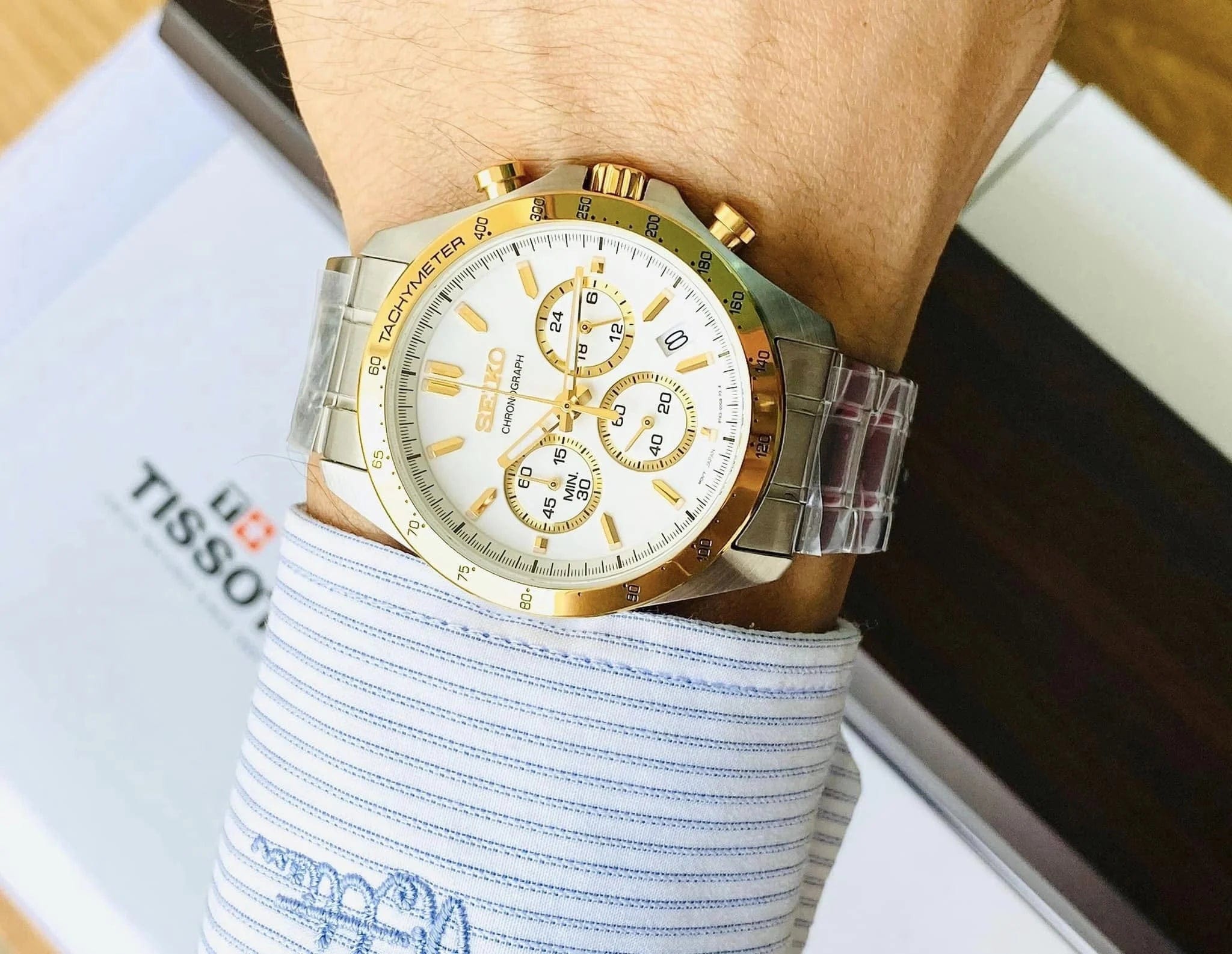 Seiko ZEGAREK MĘSKI SEIKO CHRONOGRAPH CASUAL QUARTZ SBTR024