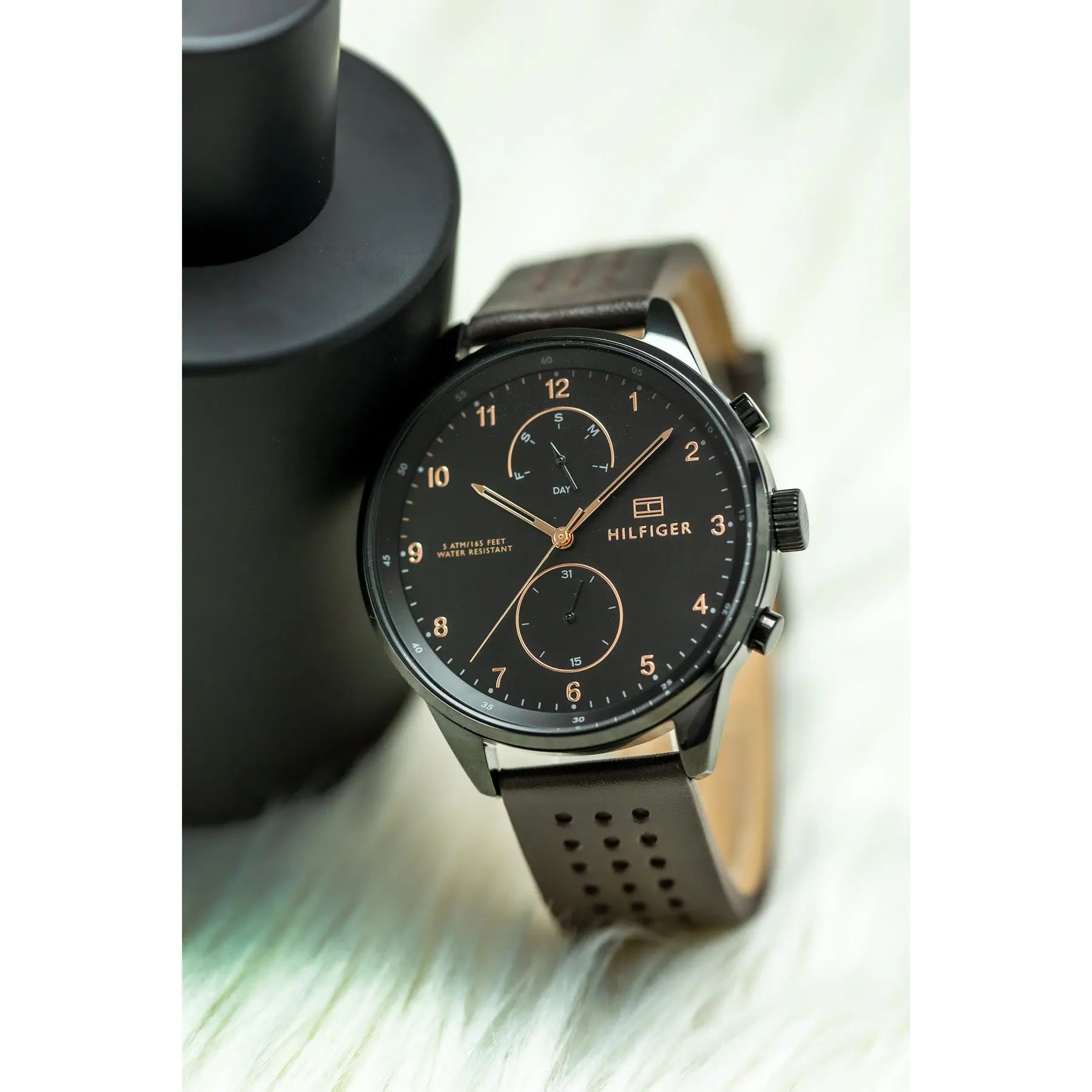ZEGAREK MĘSKI TOMMY HILFIGER 1791577 CHASE (zf014b) ZEGAREK MĘSKI TOMMY HILFIGER 1791577 CHASE (zf014b) - Lorence 7613272310642