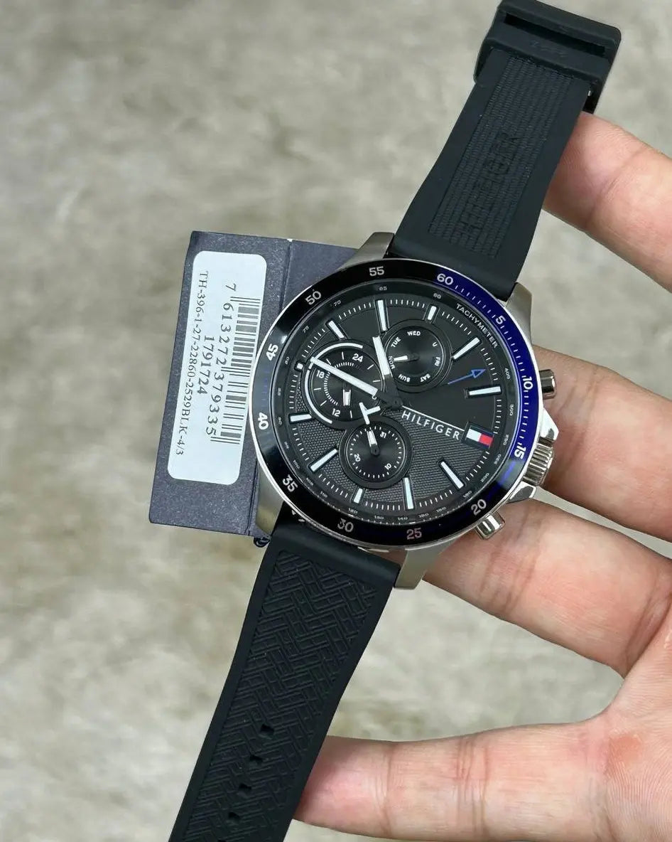 ZEGAREK MĘSKI TOMMY HILFIGER 1791724 BANK (zf023d) ZEGAREK MĘSKI TOMMY HILFIGER 1791724 BANK (zf023d) - Lorence 7613272379335