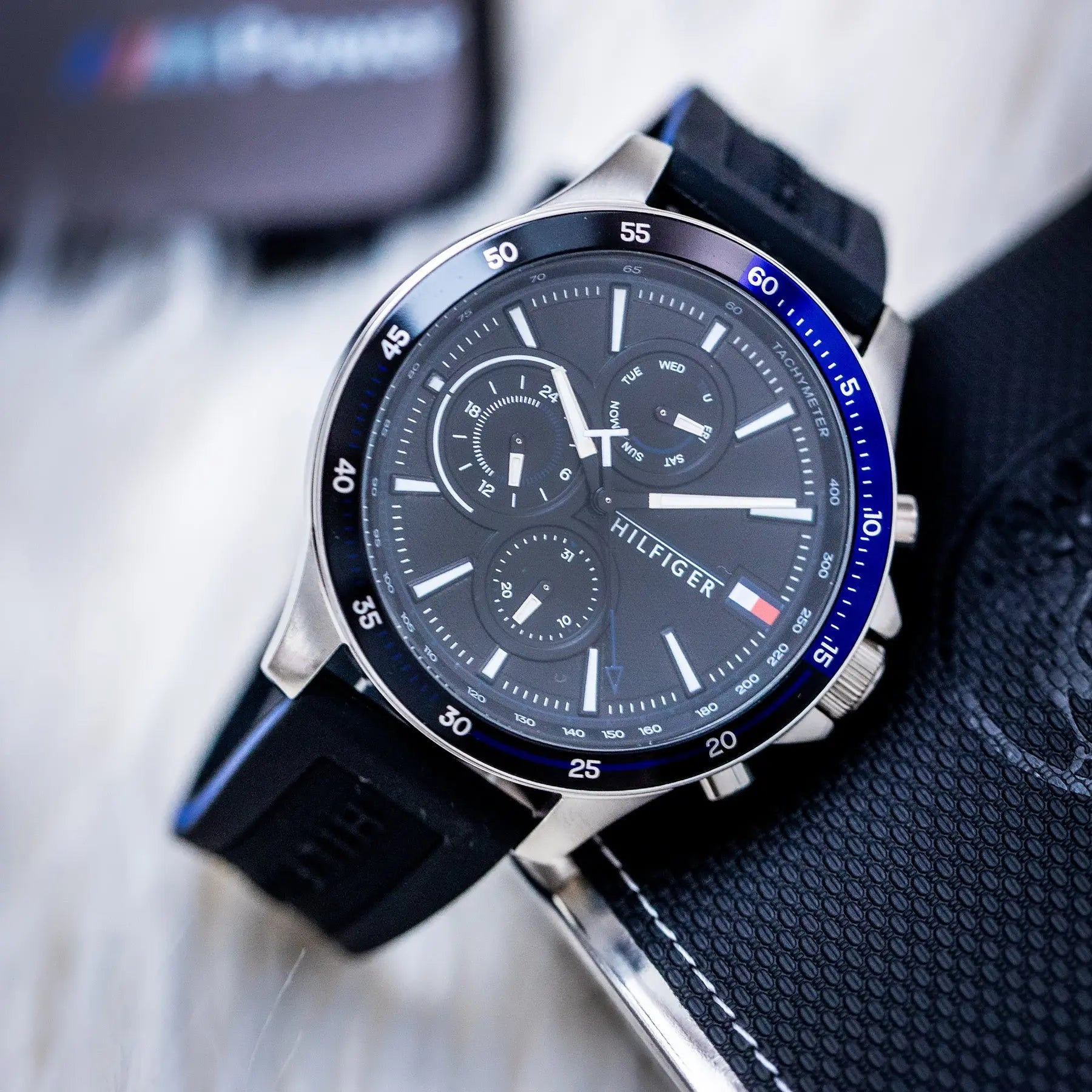 ZEGAREK MĘSKI TOMMY HILFIGER 1791724 BANK (zf023d) ZEGAREK MĘSKI TOMMY HILFIGER 1791724 BANK (zf023d) - Lorence 7613272379335