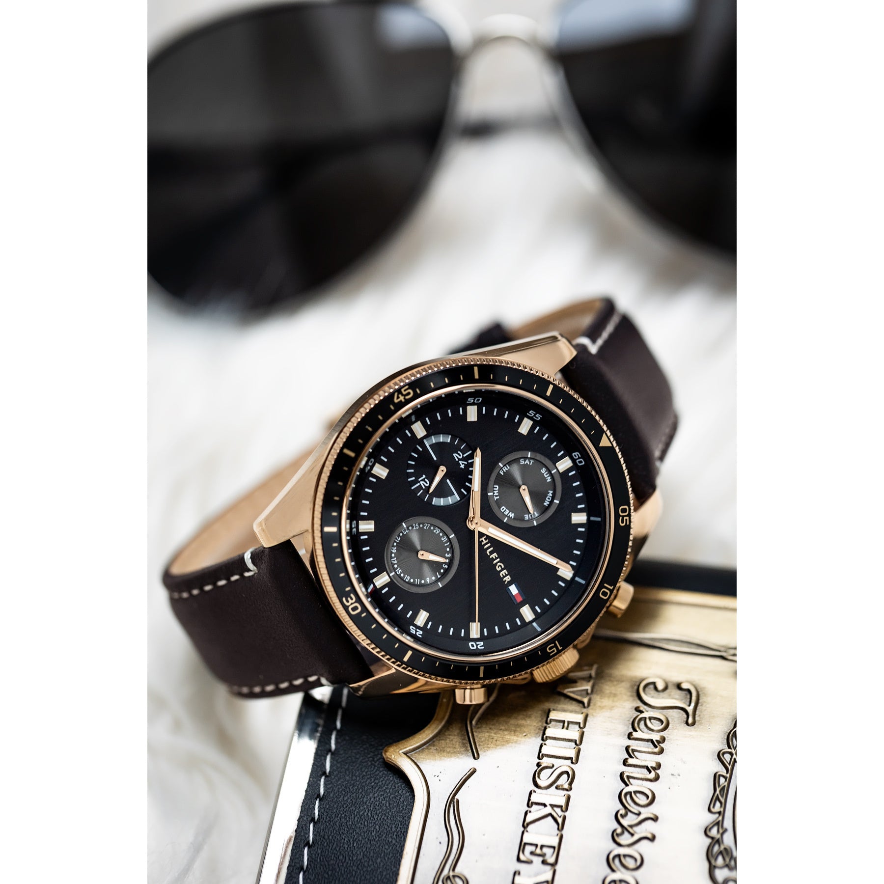 ZEGAREK MĘSKI TOMMY HILFIGER 1791836 PARKER (zf041c) + BOX ZEGAREK MĘSKI TOMMY HILFIGER 1791836 PARKER (zf041c) + BOX - Lorence 7613272425810