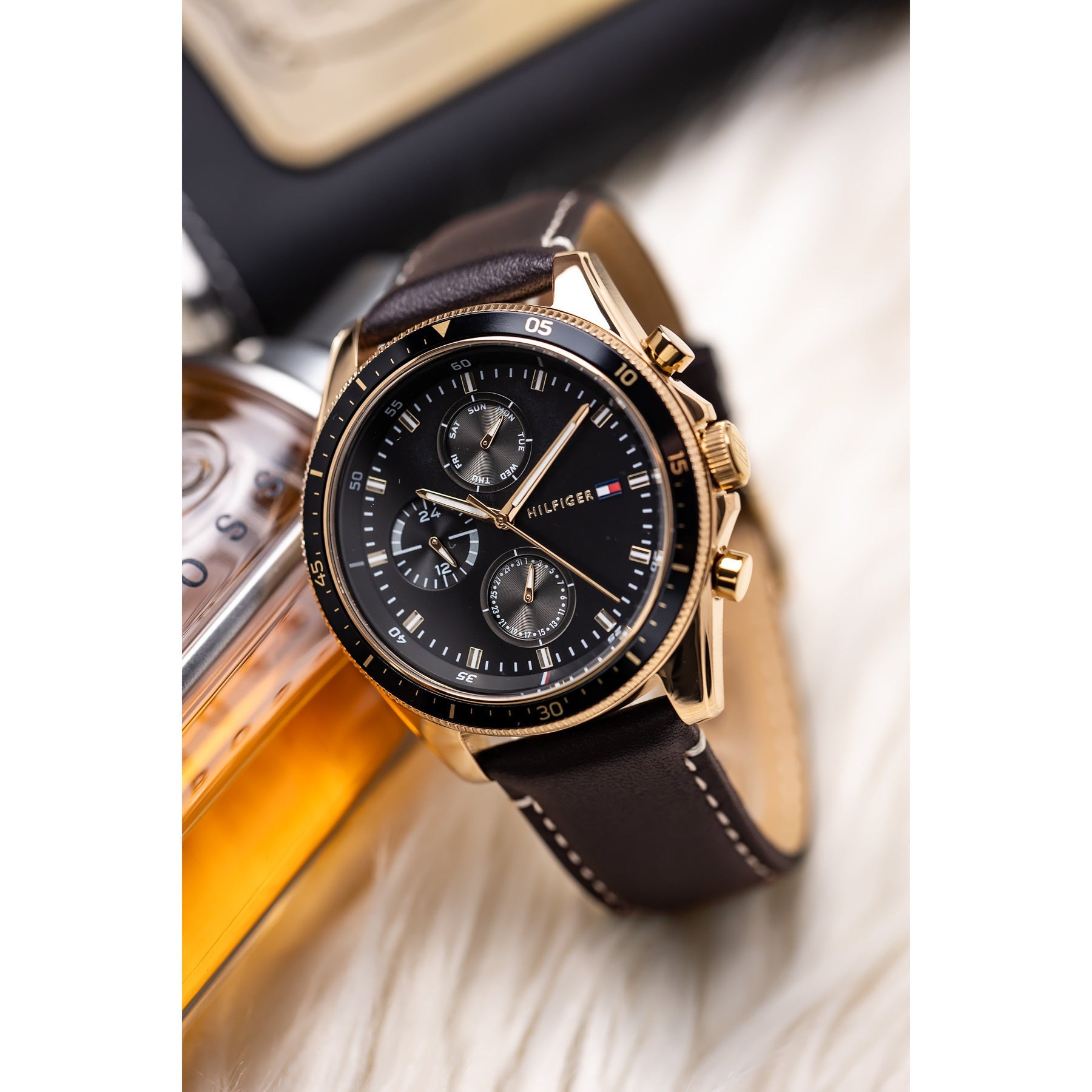 ZEGAREK MĘSKI TOMMY HILFIGER 1791836 PARKER (zf041c) + BOX ZEGAREK MĘSKI TOMMY HILFIGER 1791836 PARKER (zf041c) + BOX - Lorence 7613272425810